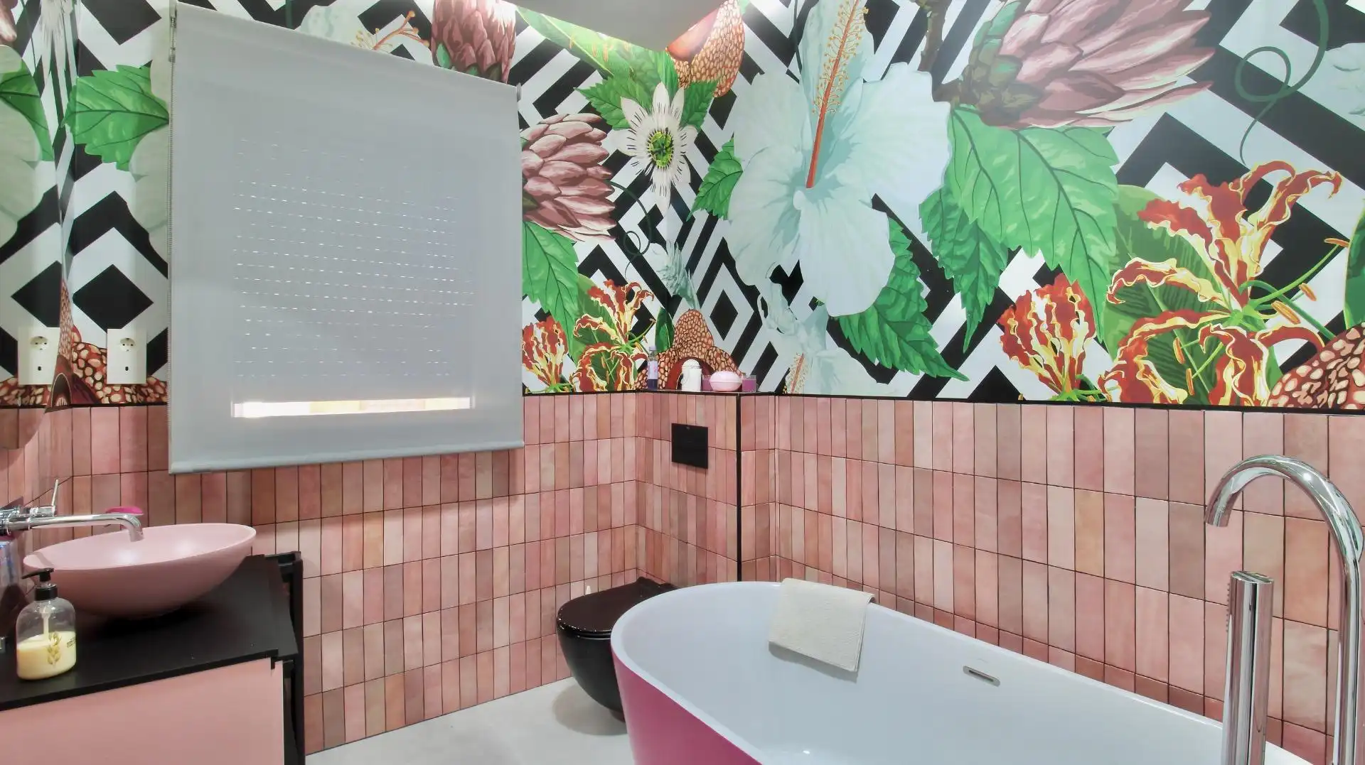 Baño de Casa adosada en venta en Armilla con Aire acondicionado, Calefacción y Jardín privado
