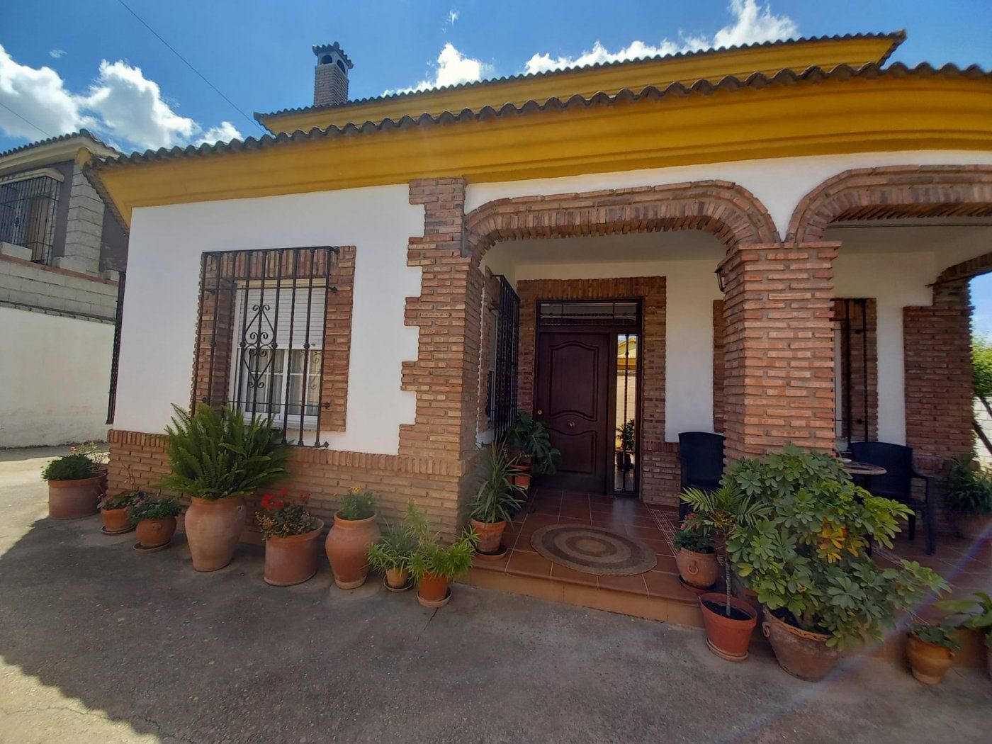 Exterior view of House or chalet for sale in  Córdoba Capital  with Air Conditioner, Heating and Private garden