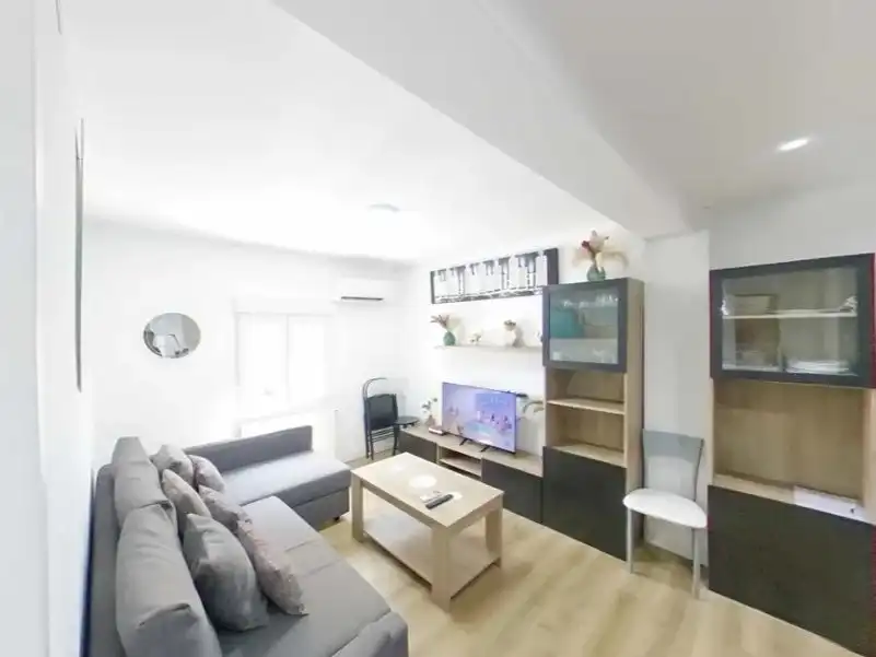 Wohnzimmer von Wohnung zur Miete in Salamanca Capital mit Klimaanlage