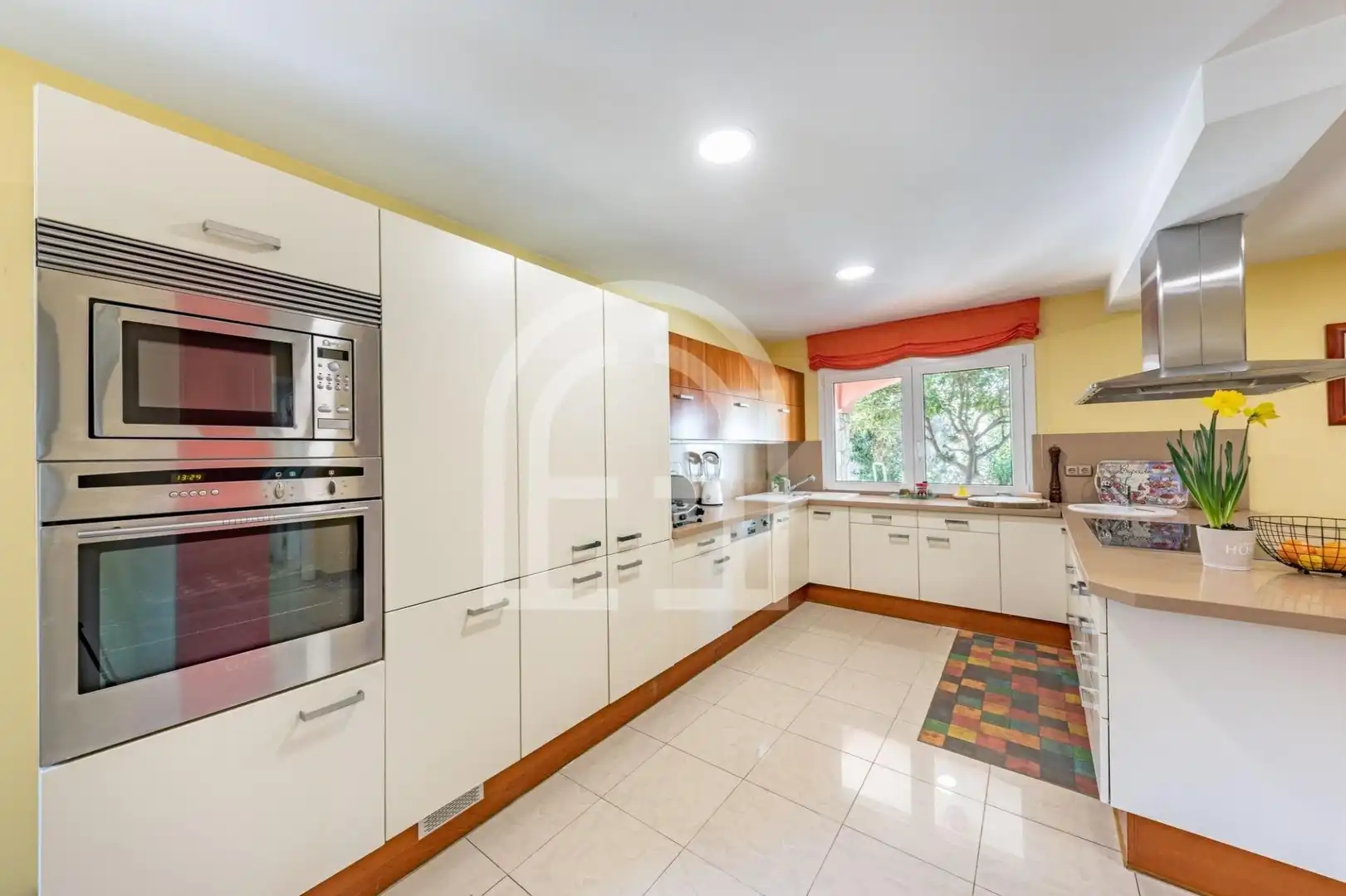Cocina de Casa o chalet en venta en Badalona con Calefacción, Jardín privado y Terraza