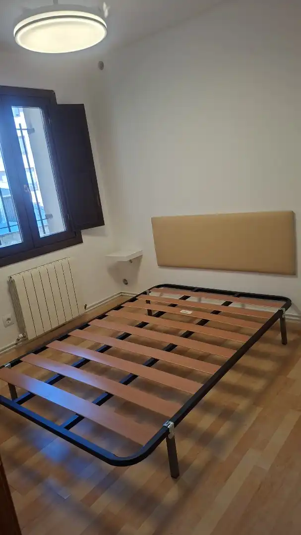 Schlafzimmer von Wohnung zur Miete in Zaragoza mit Heizung, Möbliert und Ofen