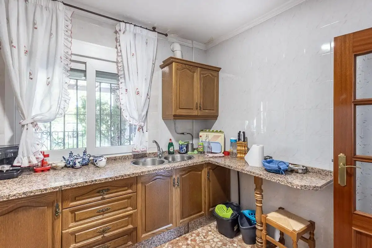 Chalet con piscina en venta en Atarfe, imagen 9