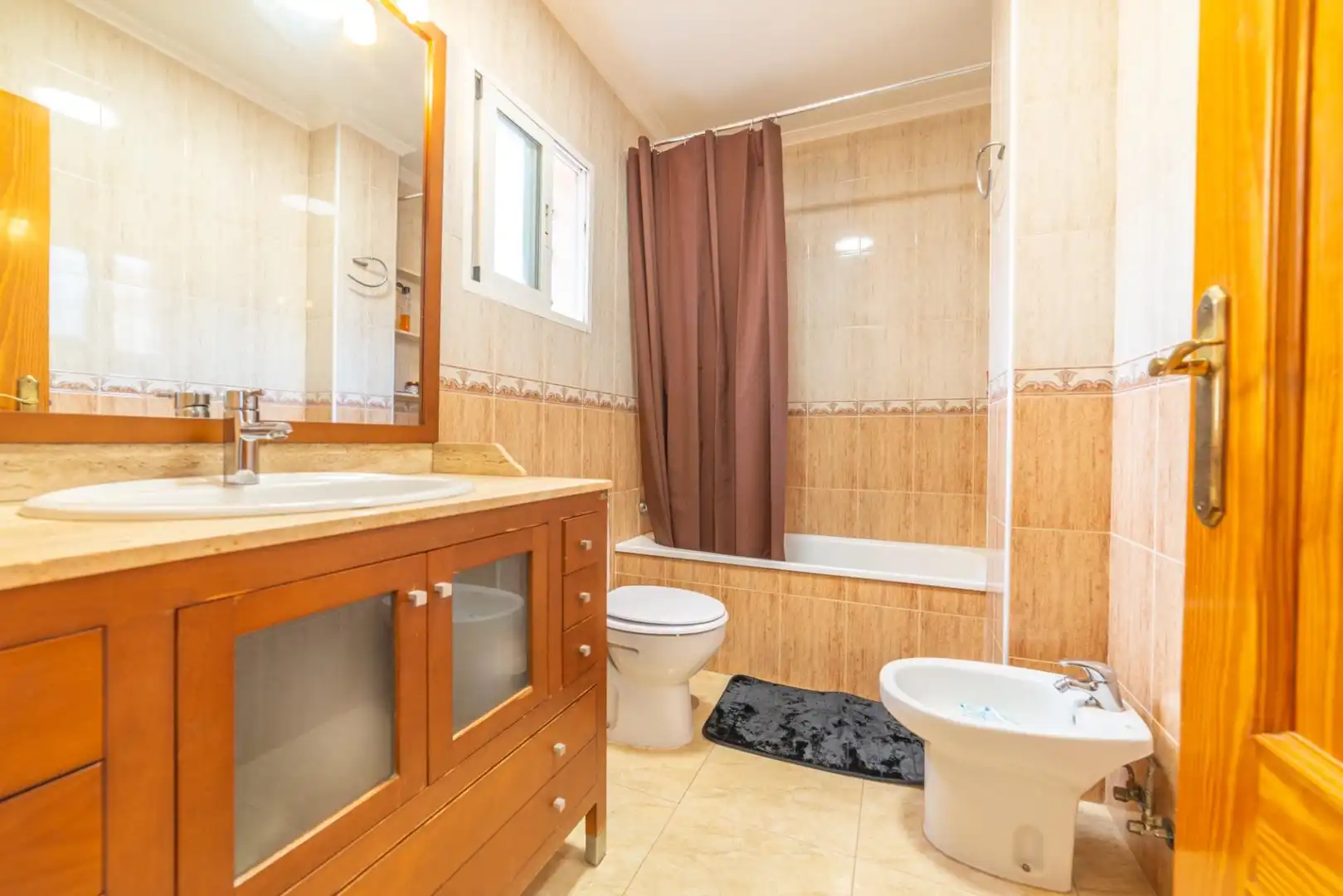 Baño de Casa adosada en venta en San Pedro del Pinatar con Aire acondicionado, Terraza y Trastero