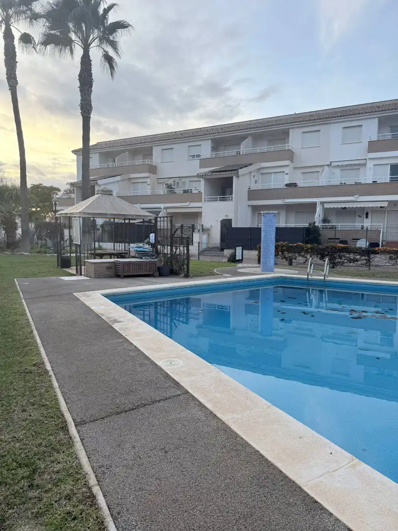 Piscina de Piso en venta en Torre-Pacheco con Aire acondicionado, Jardín privado y Amueblado