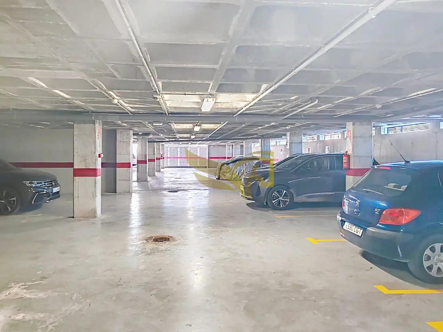Parking de Local en venta en Alcantarilla con Aire acondicionado, Amueblado y Internet