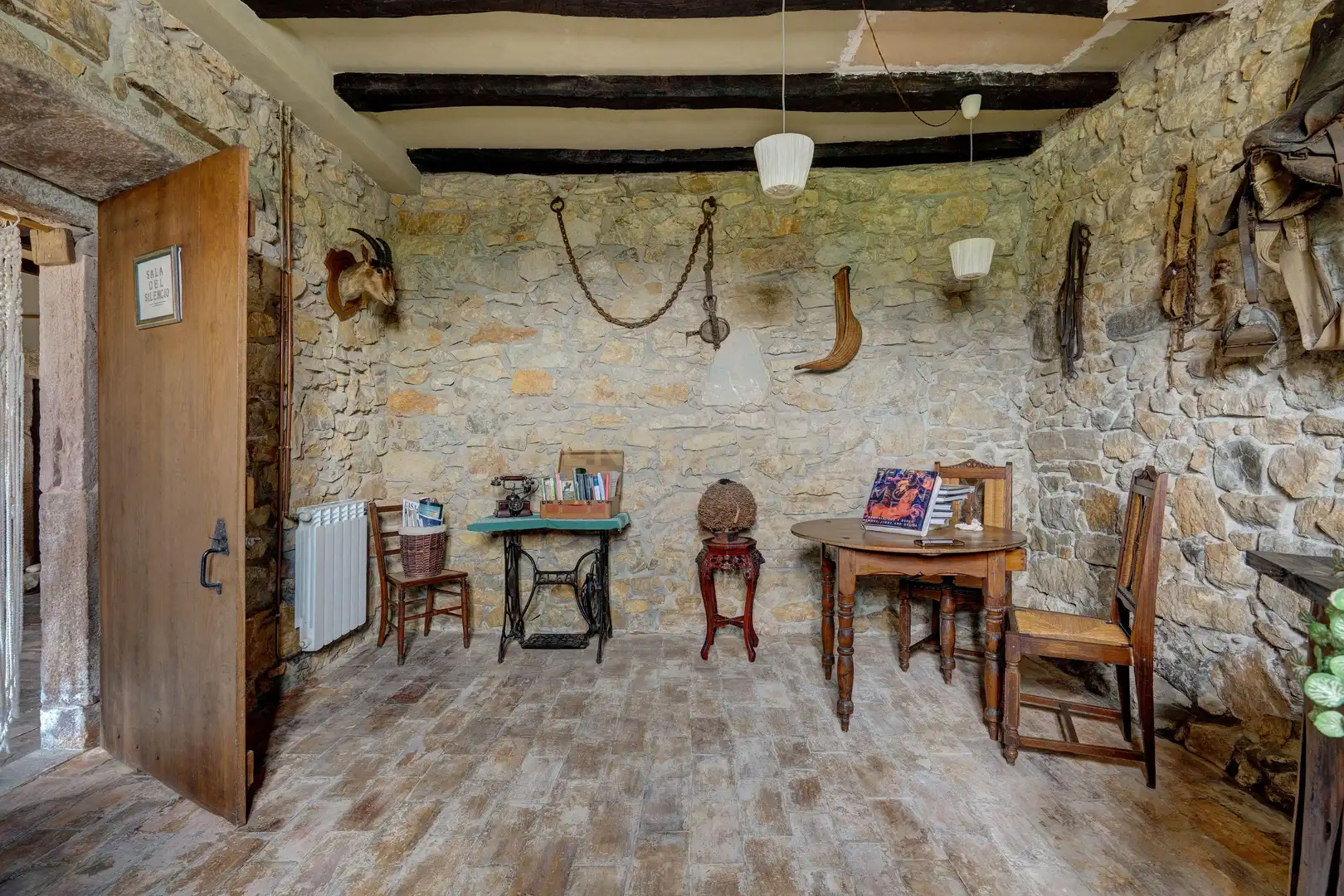 Comedor de Edificio en venta en Baztan
