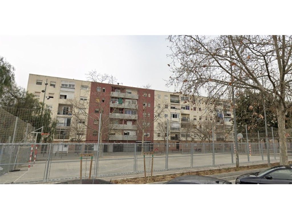 Vista exterior de Piso en venta en Montcada i Reixac