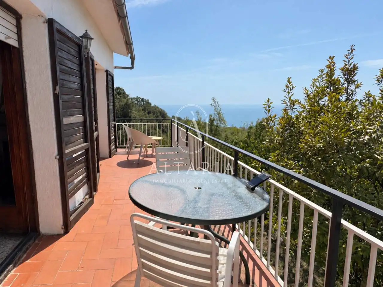 Terrassa de Finca rústica en venda en Pineda de Mar amb Jardí privat, Piscina i Alarma