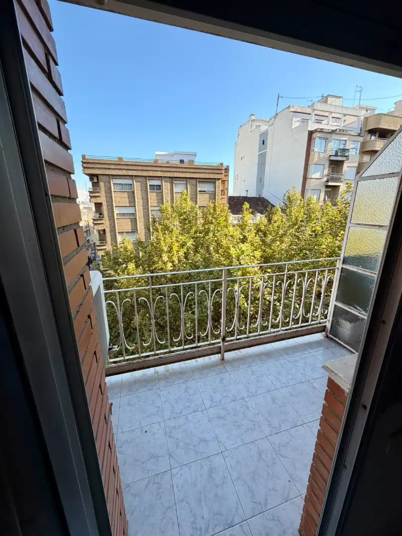 Wohnung mit Aufzug zum Verkauf in Passeig de les Germanies 41, imagen 2