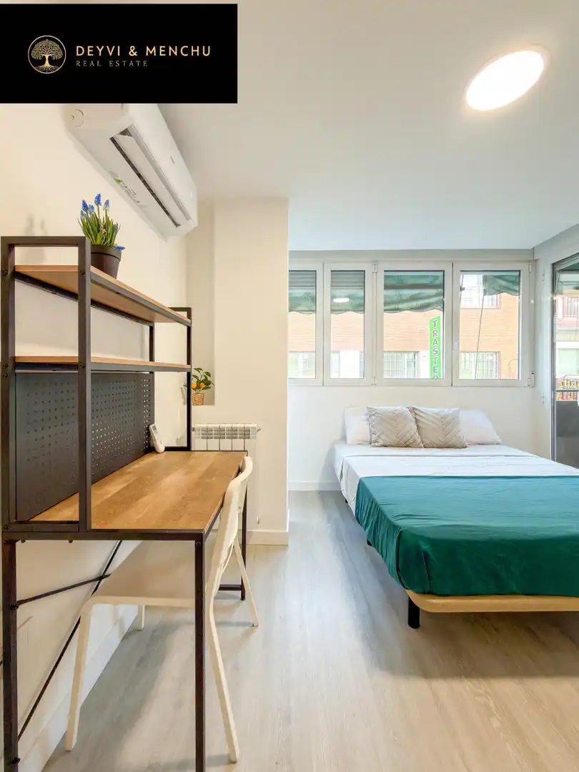 Schlafzimmer von Wohnung zur untervermieten in Madrid mit Klimaanlage, Heizung und Möbliert