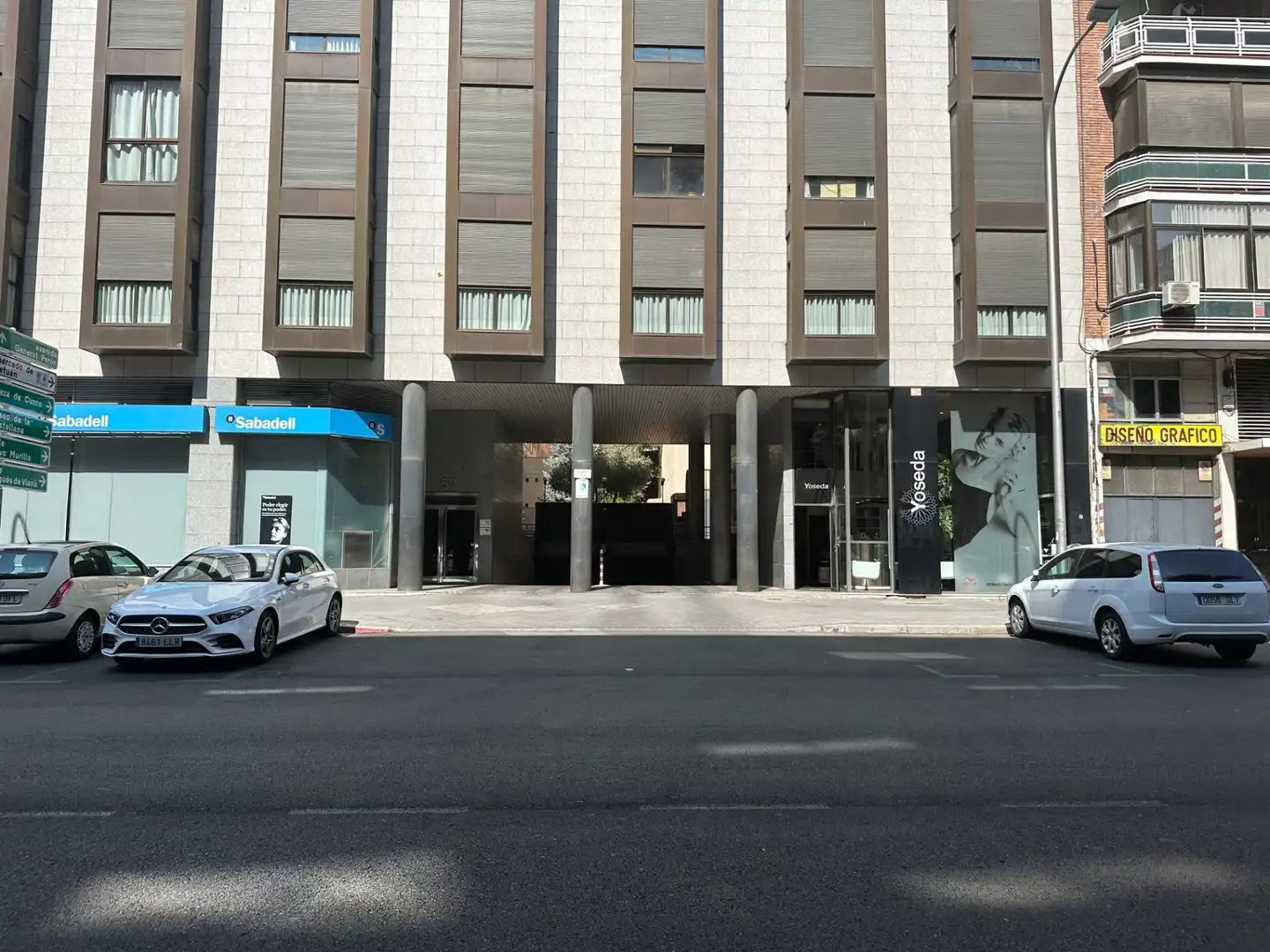 Vista exterior de Garaje de alquiler en Madrid