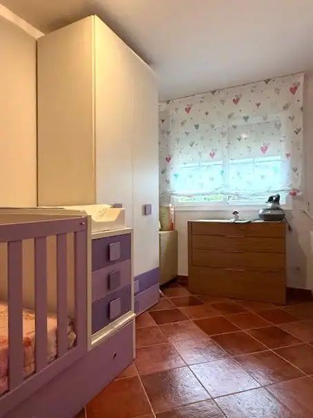 Habitación de Casa o chalet en venta en Sant Boi de Llobregat con Aire acondicionado, Calefacción y Jardín privado