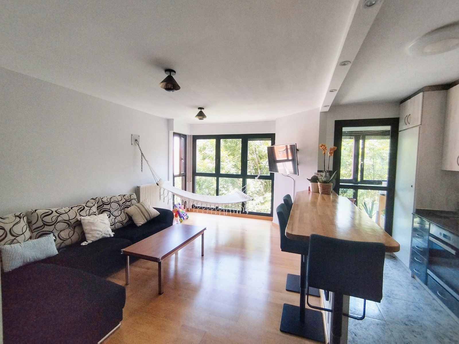 Sala d'estar de Dúplex en venda en  Pamplona / Iruña amb Aire condicionat, Calefacció i Terrassa