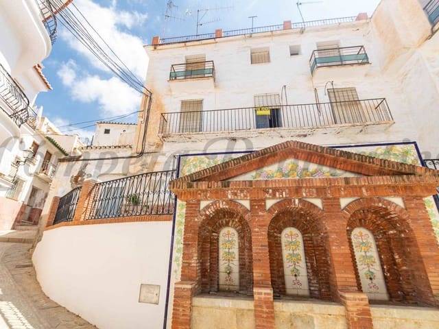 Casa adosada en Venta en Algarrobo pueblo