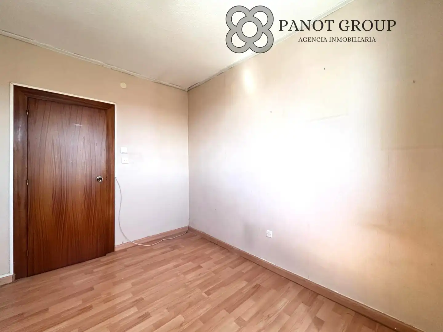 Habitación de Piso en venta en Barcelona con Aire acondicionado y Balcón