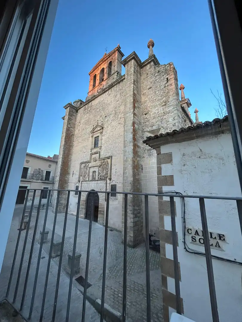 Vista exterior de Edifici en venda en Trujillo