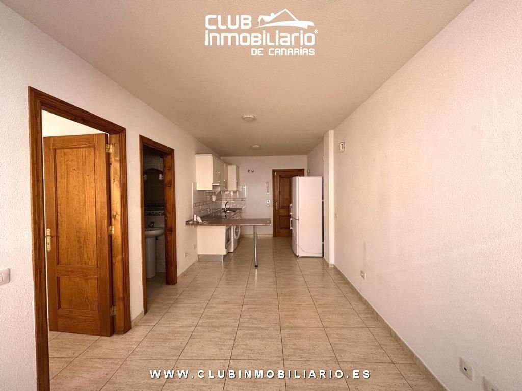 Pis de lloguer a  MESONEROS ROMANOS, César Casariego - Santa Clara - Nuevo Obrero