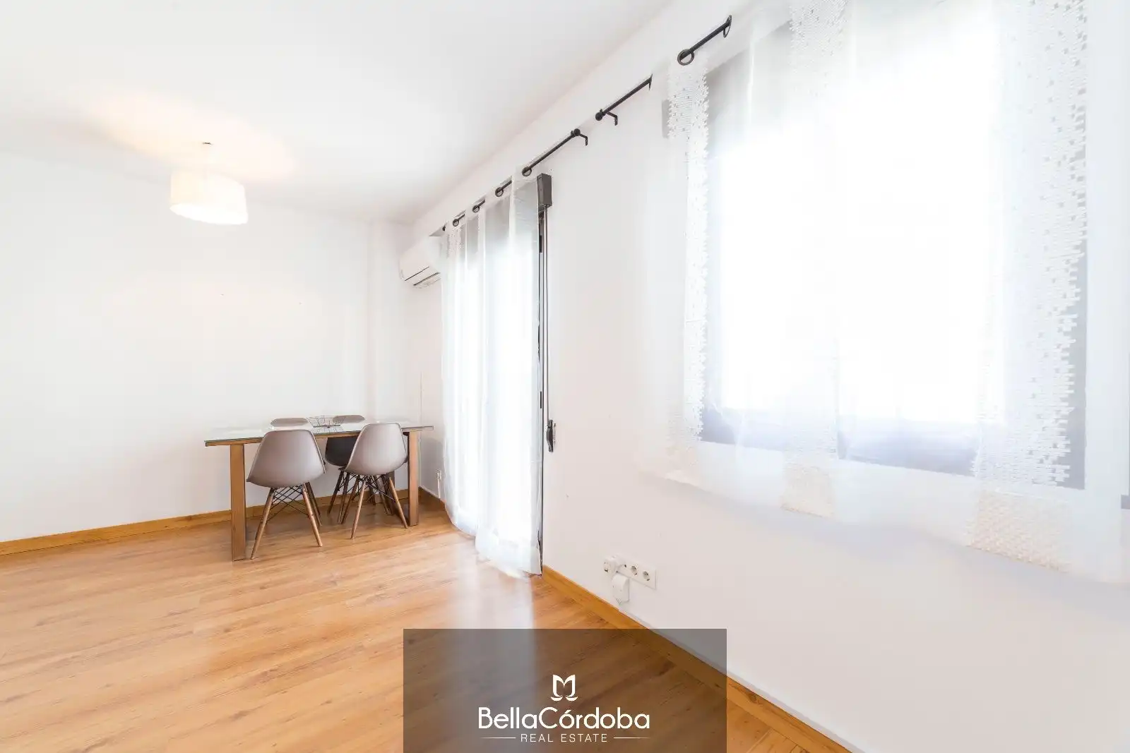 Flat for sale in Casco Histórico - Ribera - San Basilio