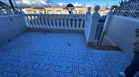 Foto 2 de Casa adosada en venda a Casco Antiguo - Sta. Cruz - Ayuntamiento, Alicante / Alacant