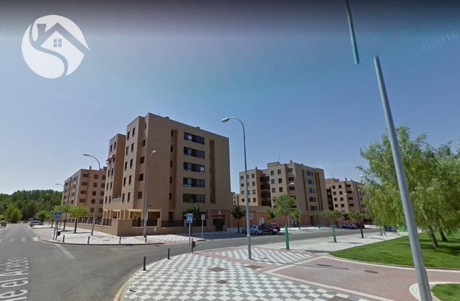 Exterior view of Garage for sale in Cuenca Capital