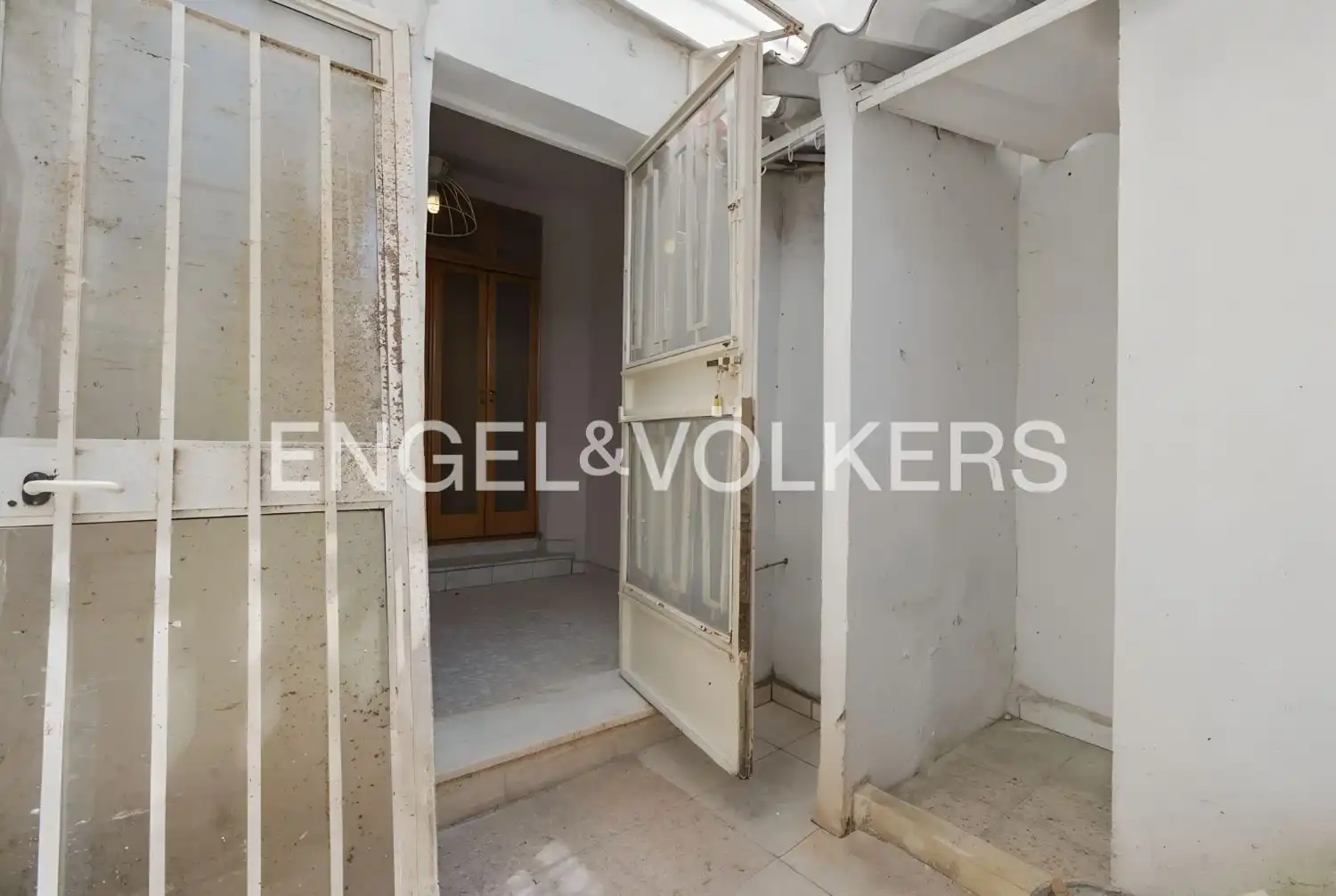 Flat for sale in Sevilla  with Heating