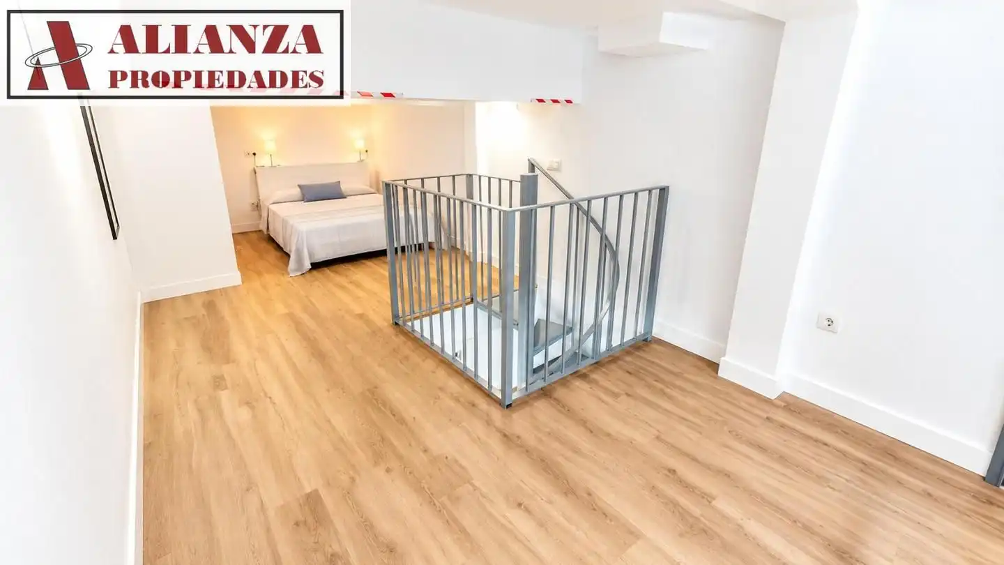 Bedroom of Study for rent in Málaga  with Air Conditioner