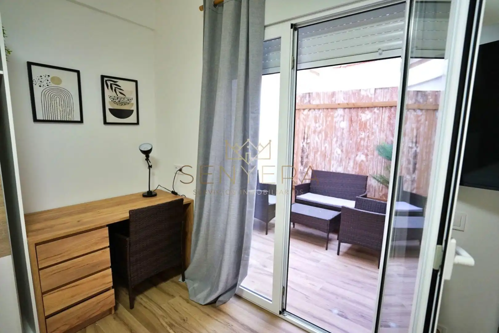 Terrasse von Erdgeschoss zum Verkauf in Valencia mit Klimaanlage und Terrasse