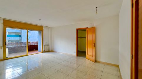 Foto 2 de Piso en venta en Carrer de Jacint Verdaguer, 22, Ponent, Reus