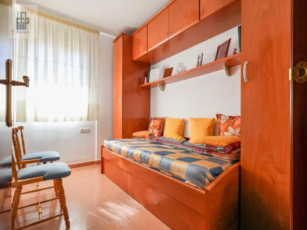 Schlafzimmer von Wohnung zum Verkauf in El Vendrell