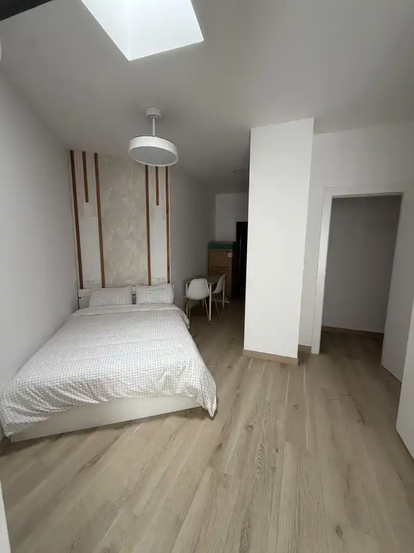 Dormitori de Estudi per a compartir en Murcia amb Aire condicionat, Parquet i Piscina