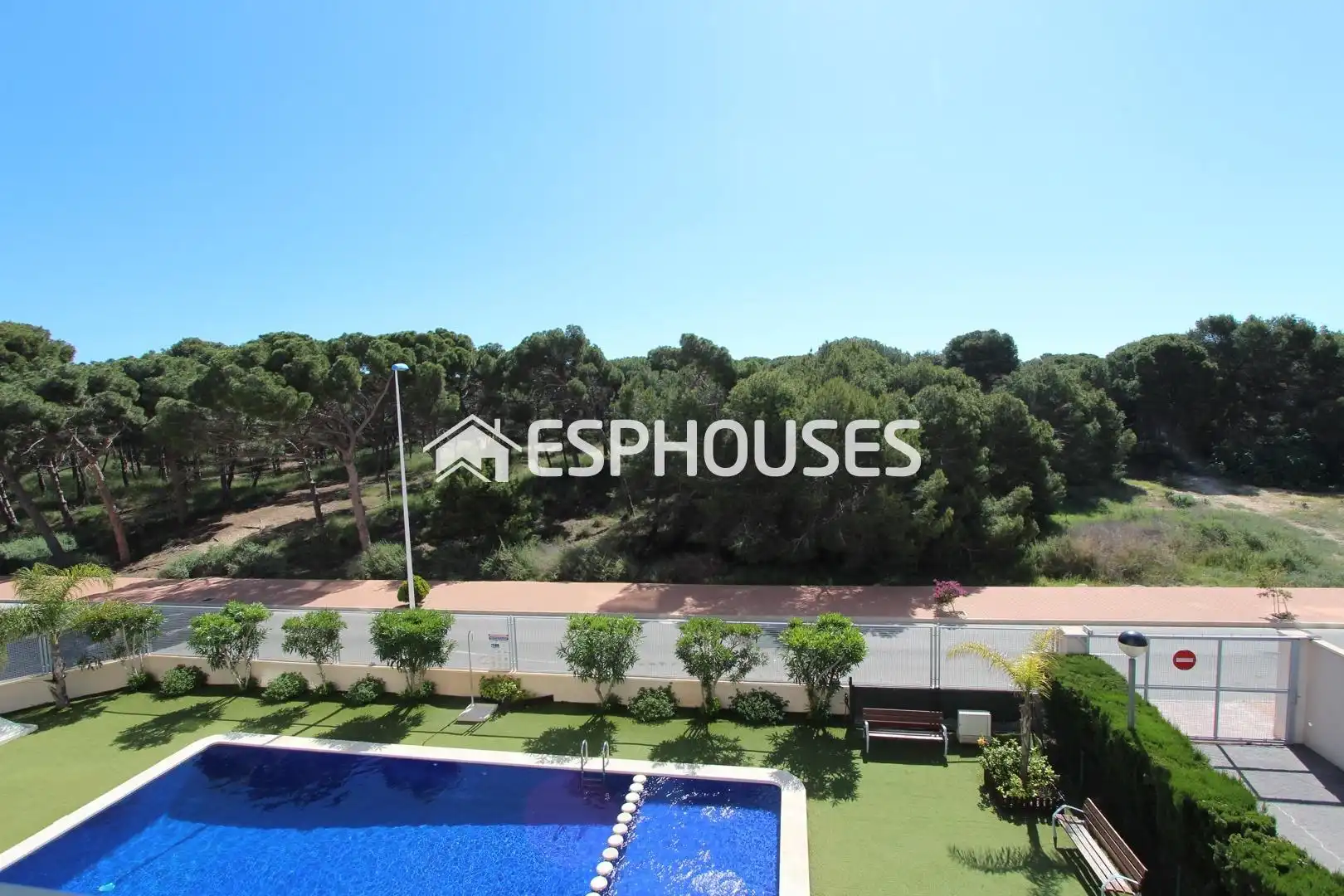 Piscina de Apartamento en venta en Guardamar del Segura con Aire acondicionado, Calefacción y Terraza