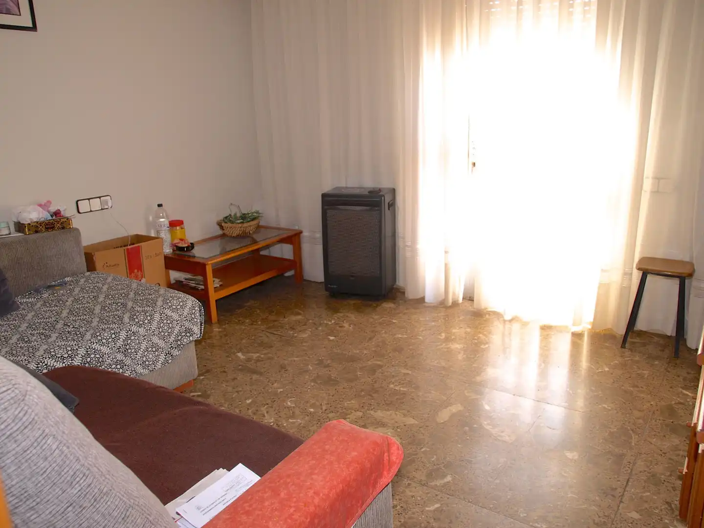 Living room of Houses for sale in Terrassa  with Terrace, Storage room and Oven