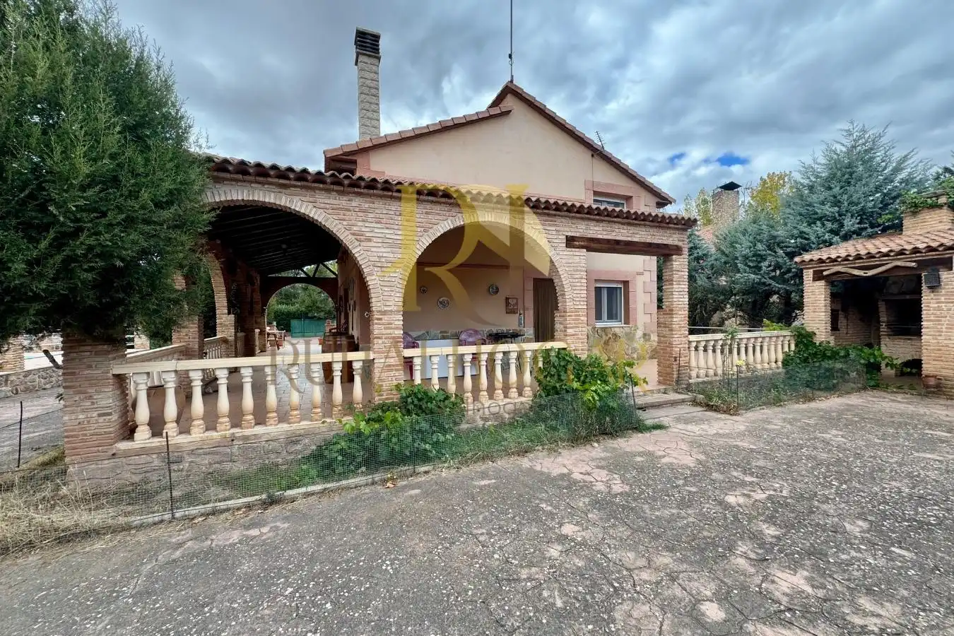 Exterior view of Houses for sale in Molina de Aragón  with Private garden, Parquet flooring and Storage room