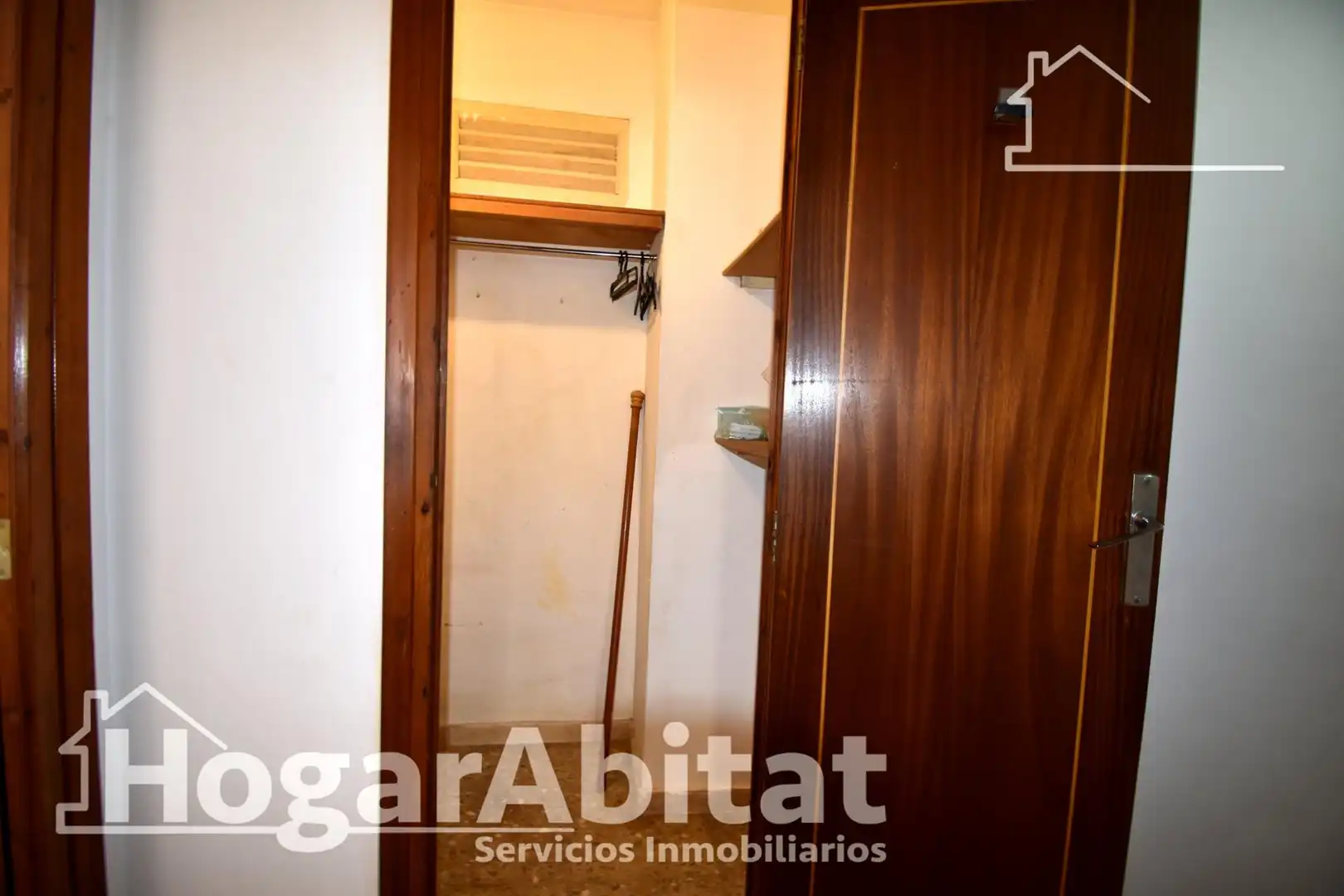 Bedroom of Flat for sale in Oliva  with Balcony