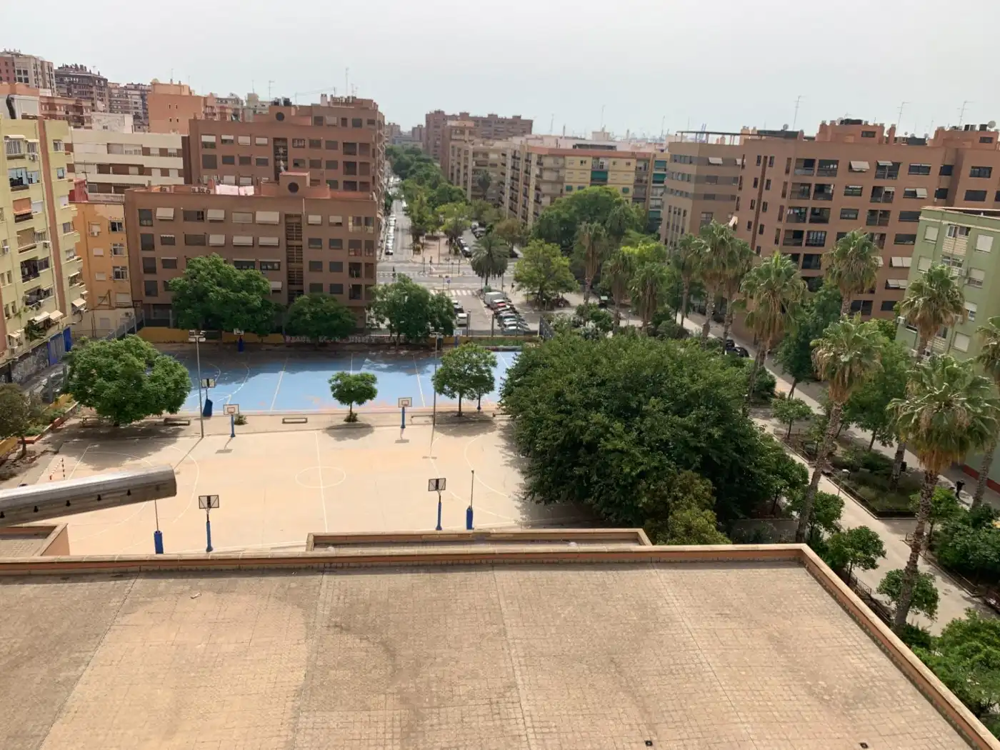 Vista exterior de Pis de lloguer en Valencia amb Jardí privat, Moblat i Balcó