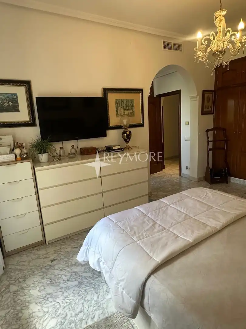 Houses for sale in Poniente-Norte - Miralbaida - Parque Azahara