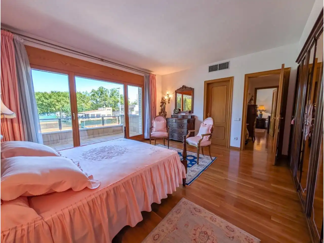 Bedroom of Houses for sale in Banyoles  with Air Conditioner, Heating and Private garden