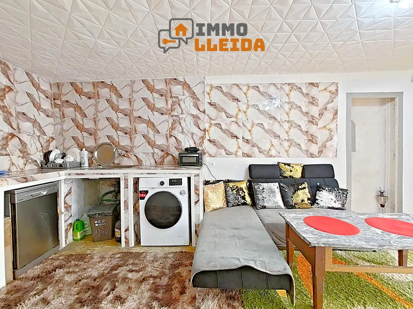 Sala d'estar de Casa adosada en venda en Cervera, Lleida
