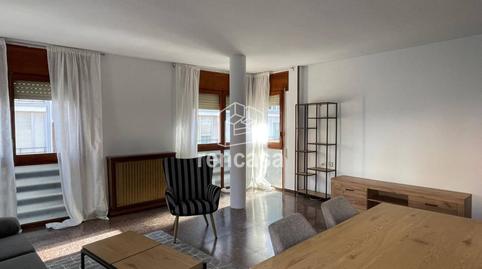 Photo 2 of Flat to rent in Calle Pi I Margall, Príncep de Viana - Clot -Xalets Humbert Torres, Lleida