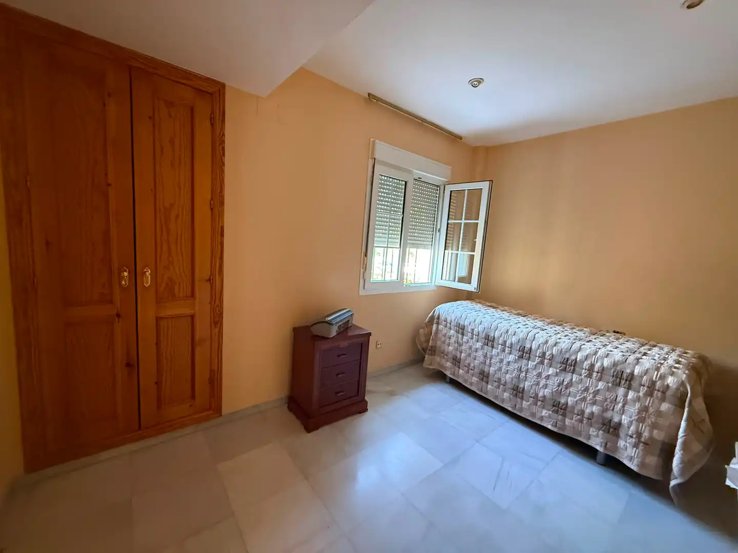 Habitación de Casa o chalet en venta en Córdoba con Aire acondicionado, Calefacción y Jardín privado
