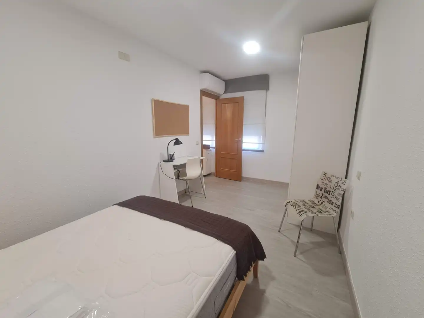 Bedroom of Apartments for rent in Brunete  with Air Conditioner, Heating and Furnished
