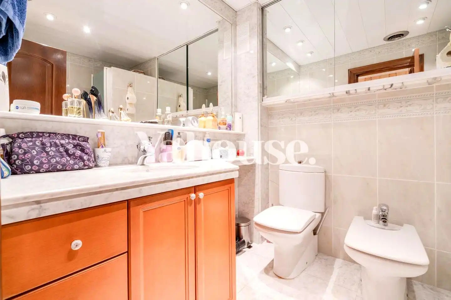 Bathroom of Flat for sale in Barcelona