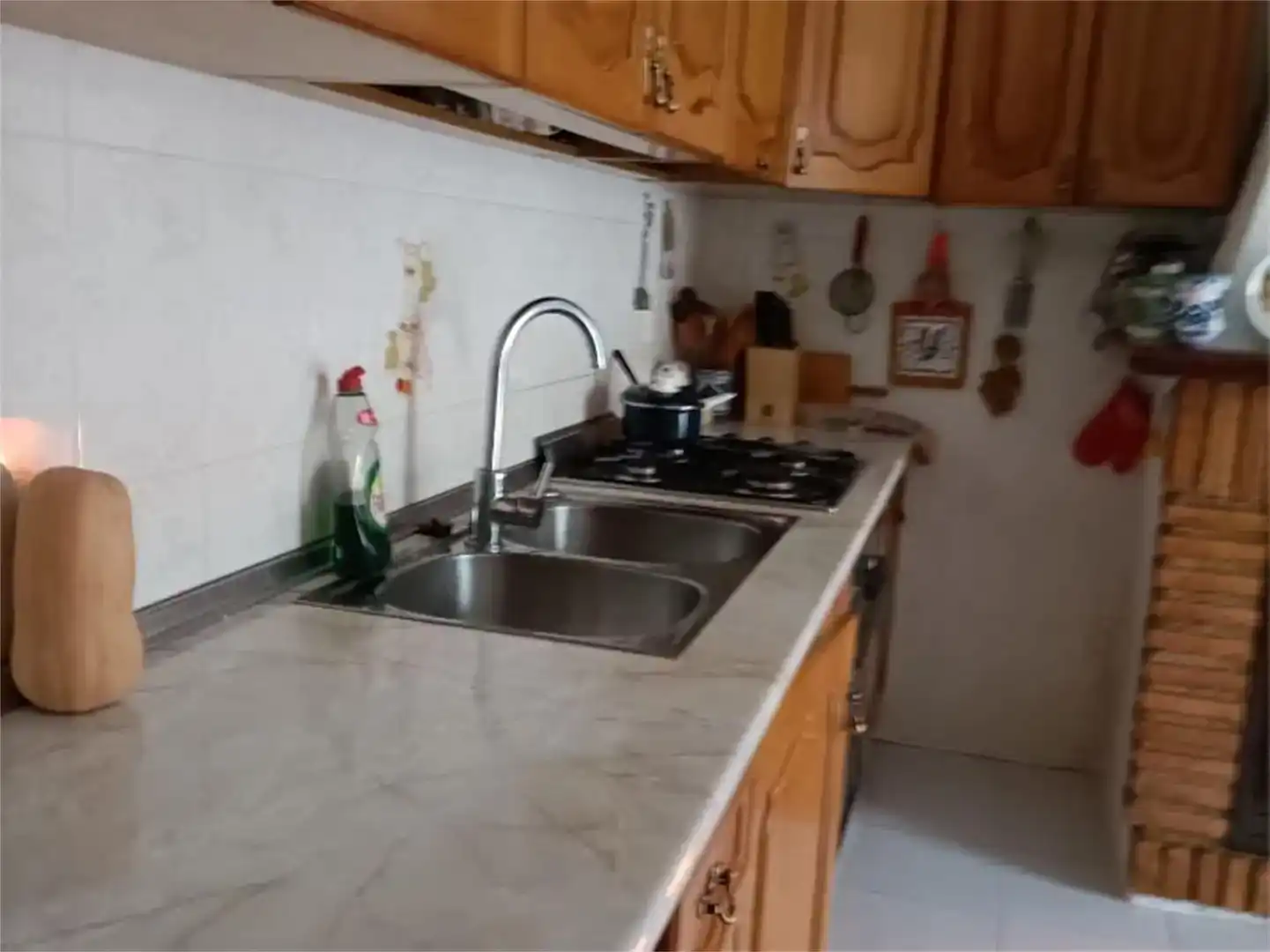Cuina de Casa adosada en venda en Huesa amb Aire condicionat, Jardí privat i Traster