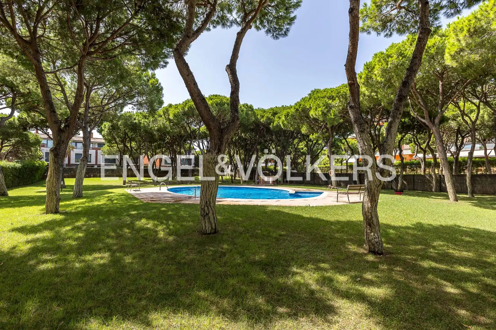 Swimming pool of Flat for sale in Gavà  with Air Conditioner, Heating and Parquet flooring