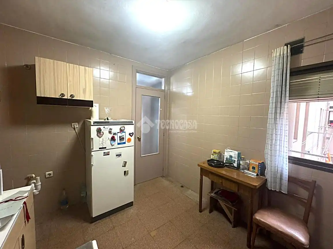 Kitchen of Flat for sale in Madrid
