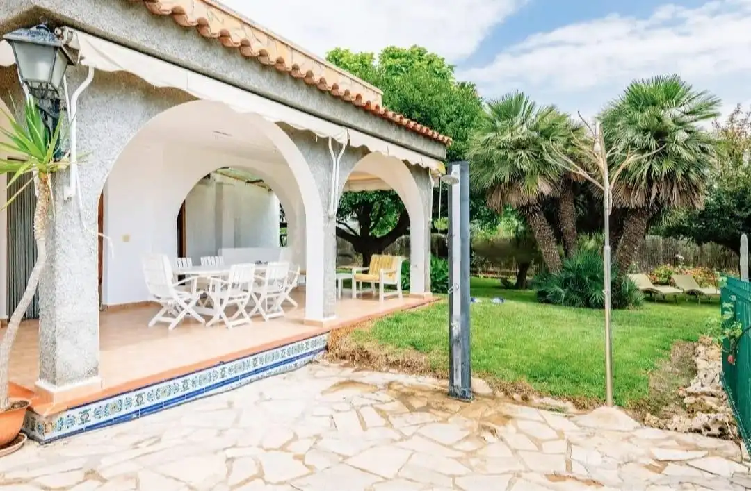 Terraza de Casa o chalet en venta en Castellón de la Plana / Castelló de la Plana con Jardín privado, Terraza y Piscina