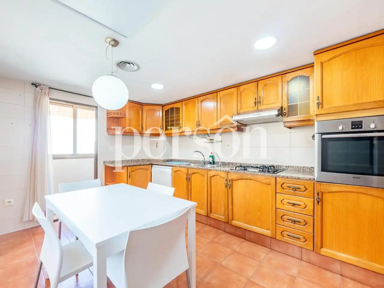 Cocina de Piso de alquiler en Valencia con Aire acondicionado, Parquet y Amueblado