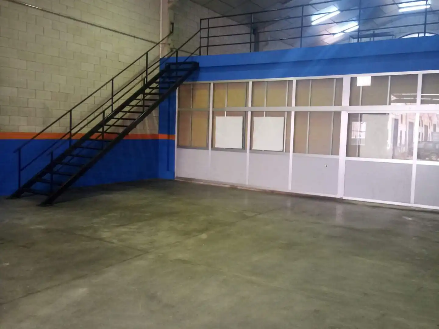 Oficina en venta en Olivenza con Aire acondicionado, Calefacción y Terraza
