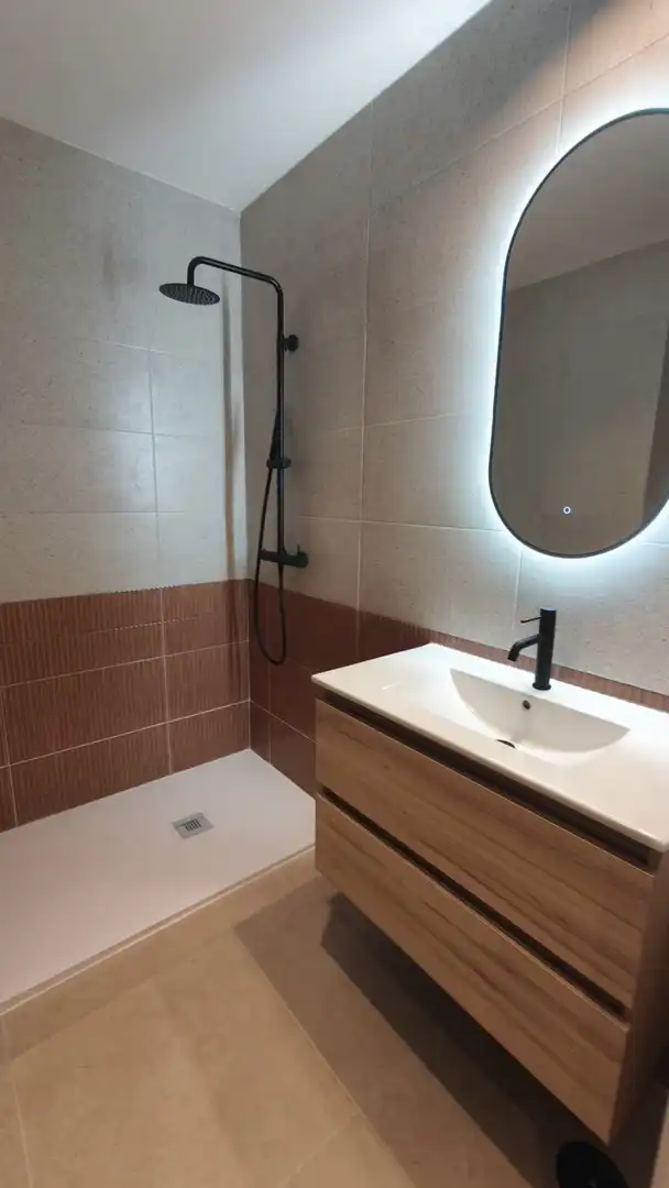 Bathroom of Flat for sale in Málaga  with Terrace
