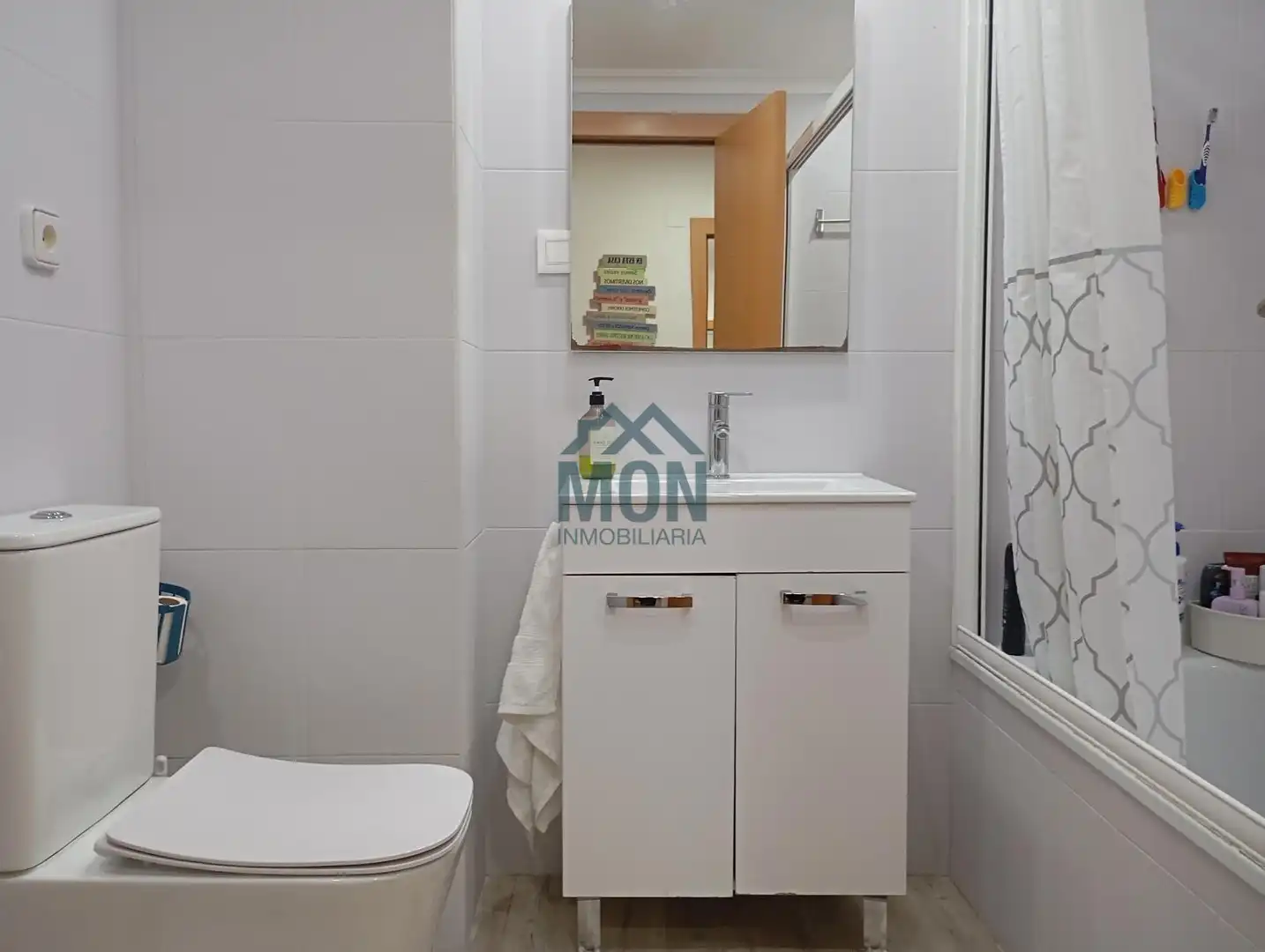 Piso en venta en Les Tendetes - Avenida Burjassot